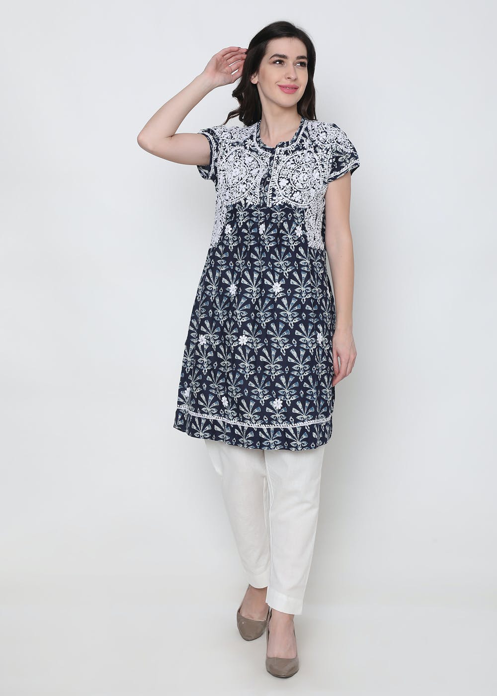 Get Contrast Jaal Embroidered Black Tunic At 1474 LBB Shop