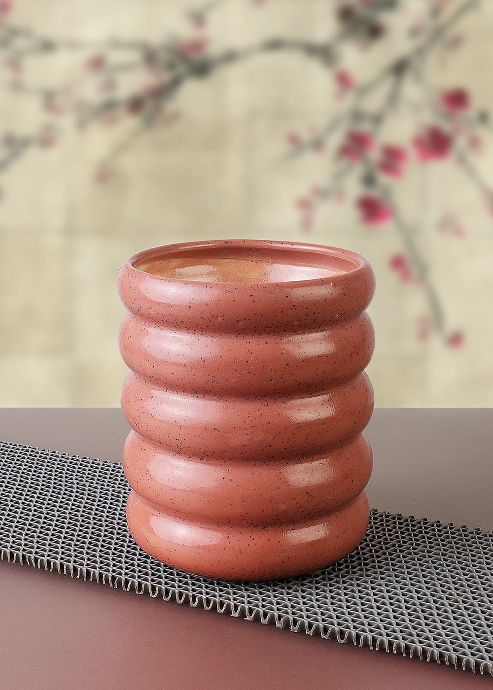 Get Ceramic Pink Planter At 999 LBB Shop