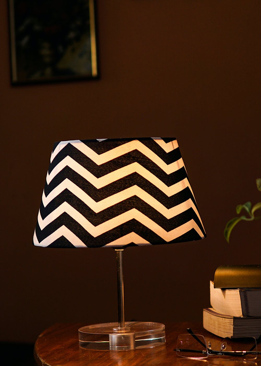 Get Celeste Table Lamp with Black and White Conical Shade at ₹ 2390 ...