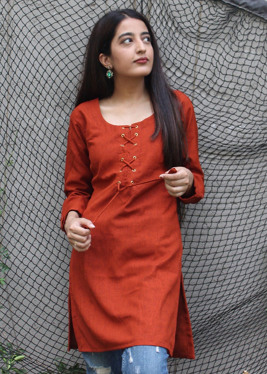 Fiza rust orange chikankari cotton kurta with white pants- Set of 2 | Priya  Chaudhary