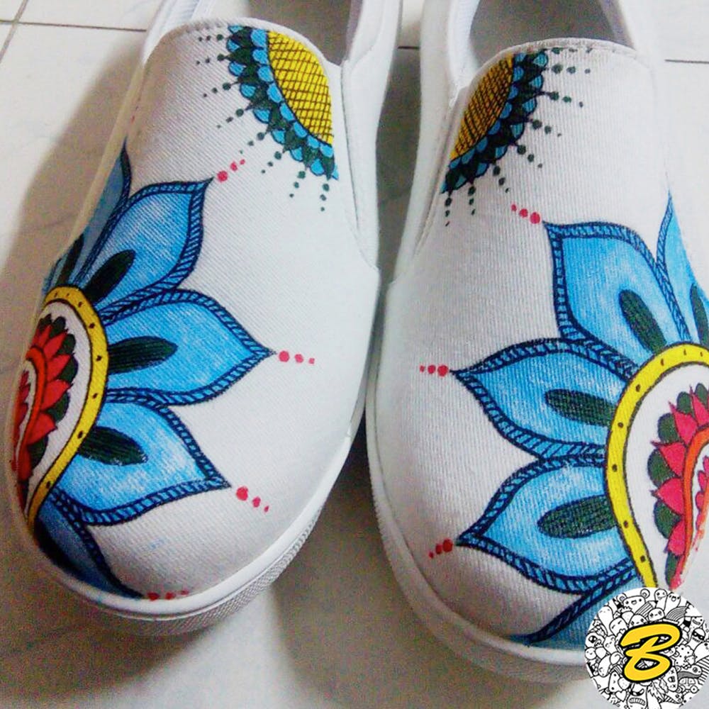 Get Handpainted Mandala Slip-Ons at ₹ 1299 LBB Shop