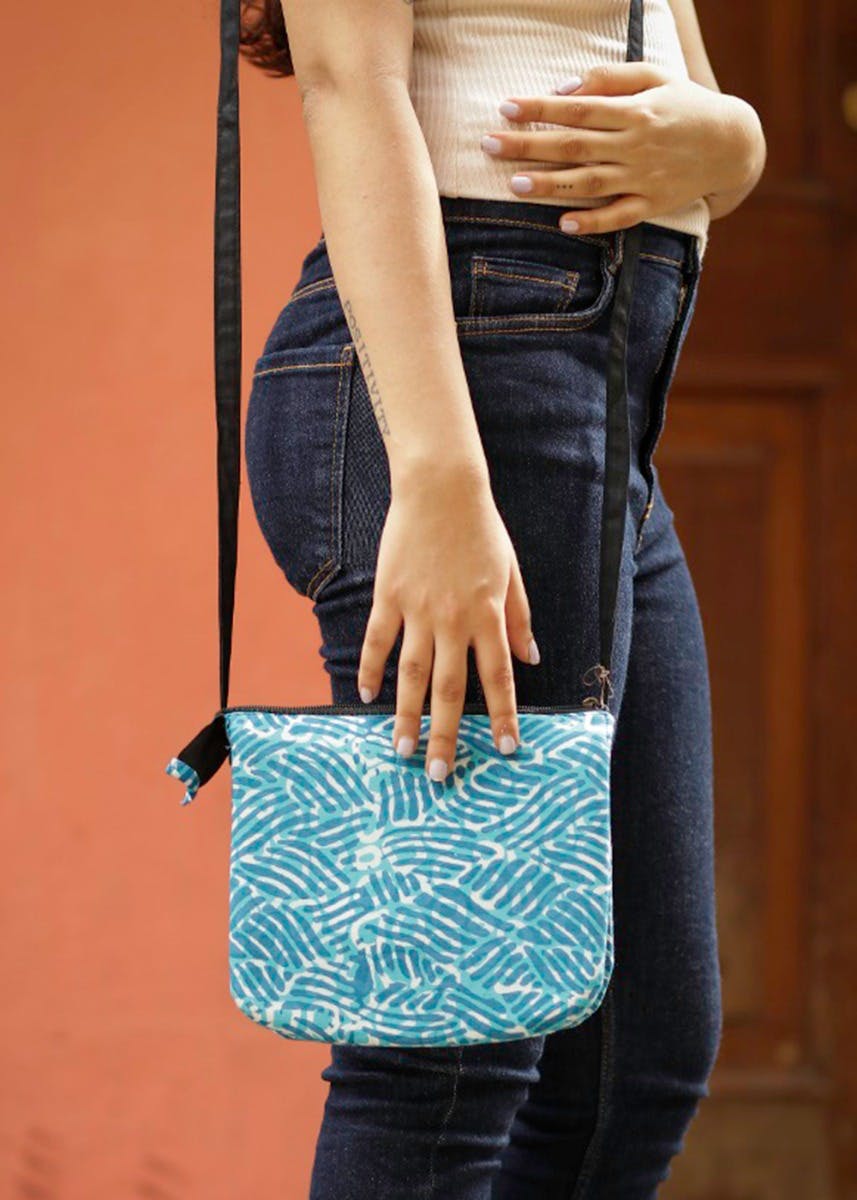Get Handblock Abstract Wave Print Sling at ₹ 770 | LBB Shop
