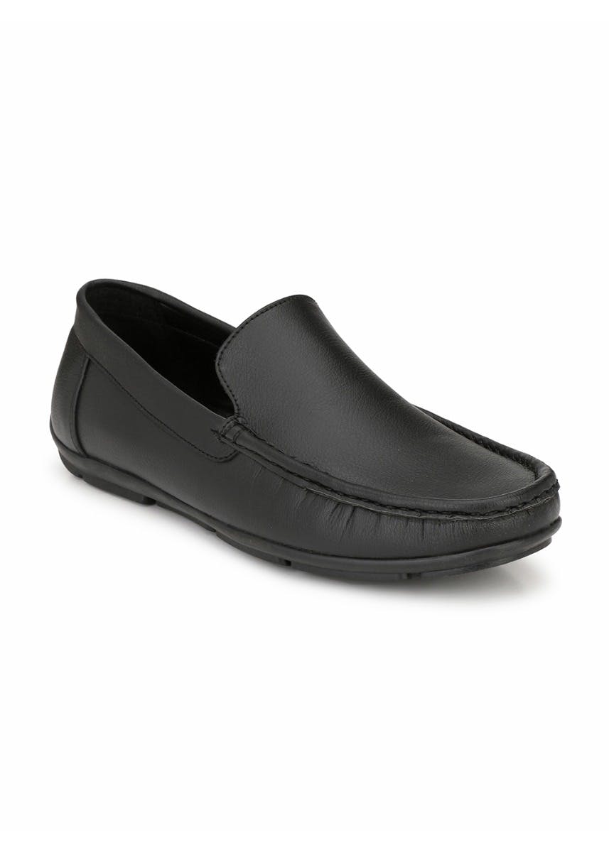 Get Classic Black Solid SLip-Ons at ₹ 999 | LBB Shop