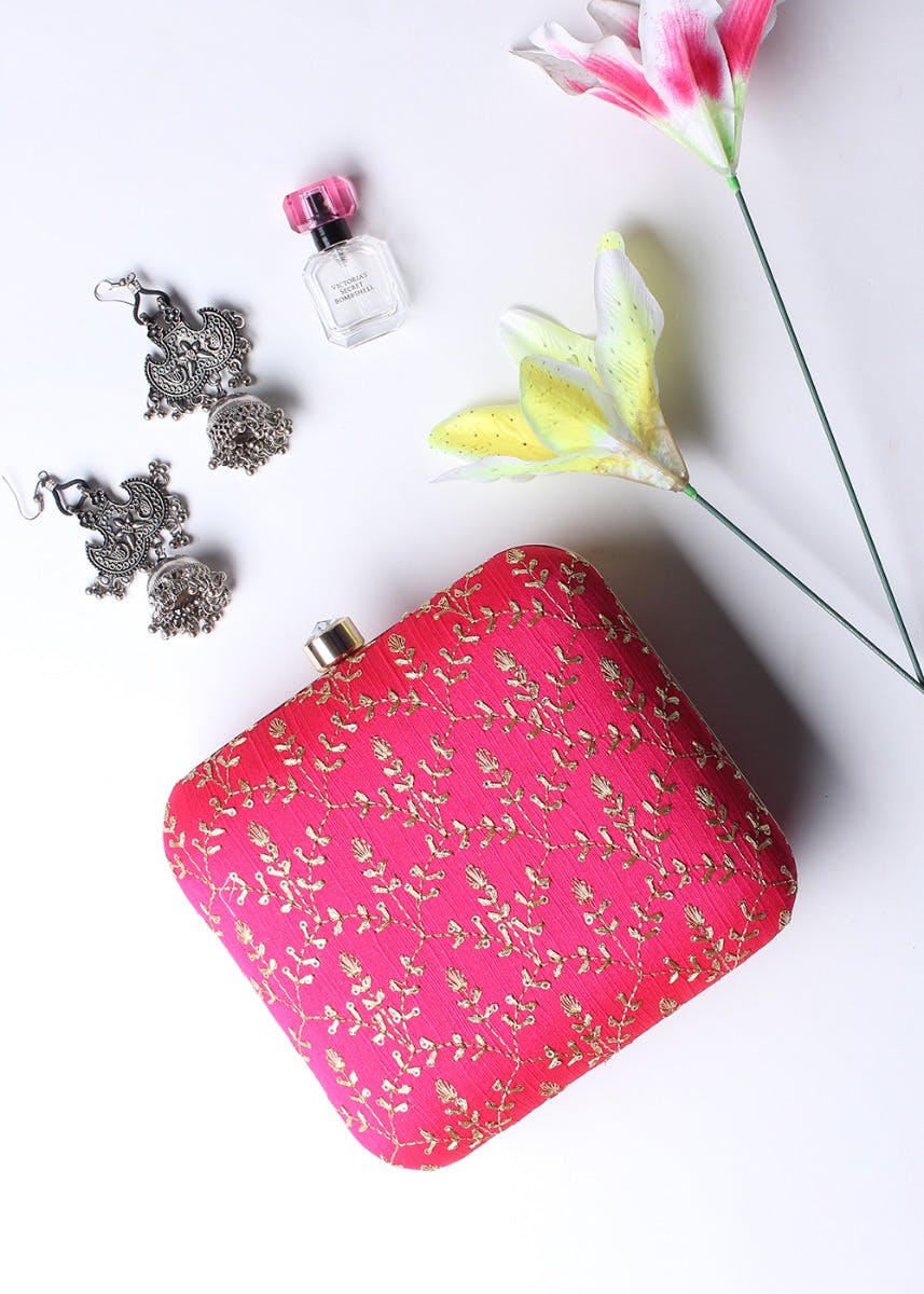 Get Embroidered Solid Box Clutch at ₹ 1019 LBB Shop