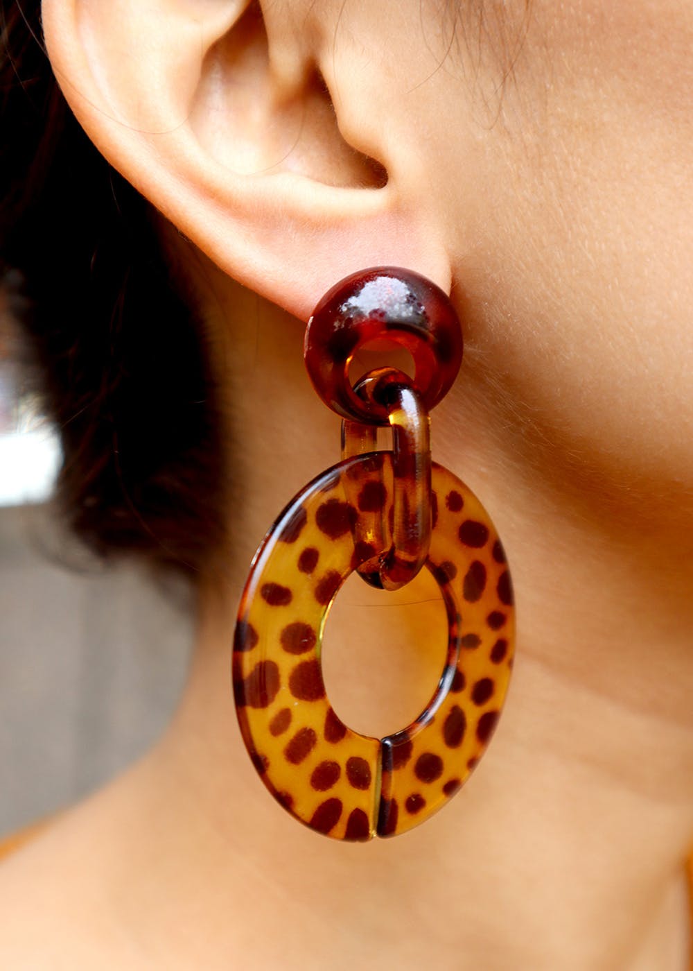 Textured Dot Brown Hoops