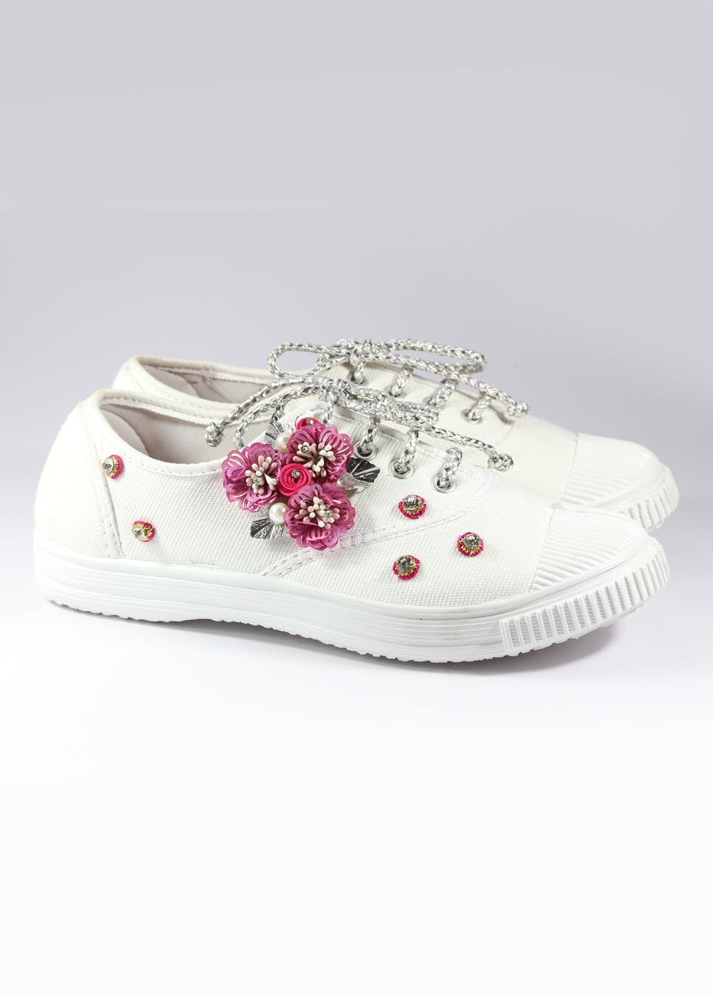 Flower Pattern Ladies Fabric Custom Shoes Low Top Sneakers Outdoor Walking  Shoes - China Custom Shoes and Running Shoes price | Made-in-China.com