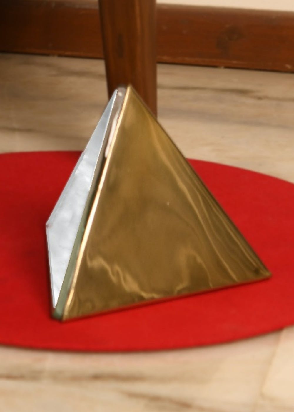 Pyramid Table Top Metallic Mirror in Gold