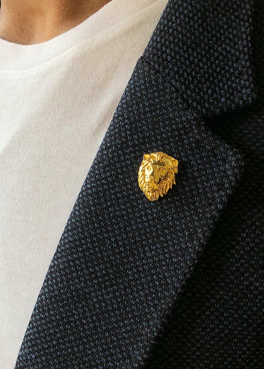 Get Gold Lion Head Lapel Pin at ₹ 899 LBB Shop
