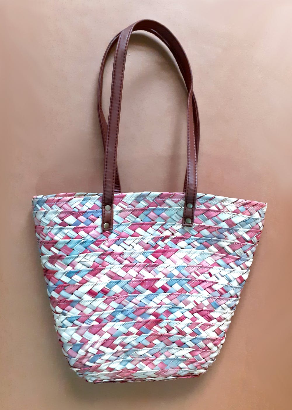Woven Textured Palm Leaf Bag