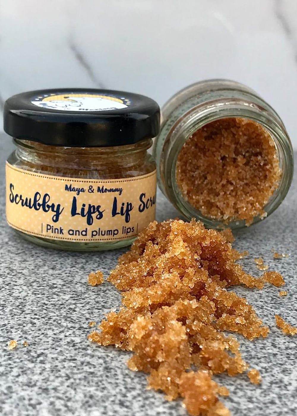 Get Scrubby Lips Lip Scrub 25gm at ₹ 150 LBB Shop