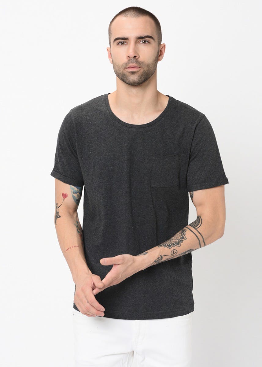 charcoal grey t shirt