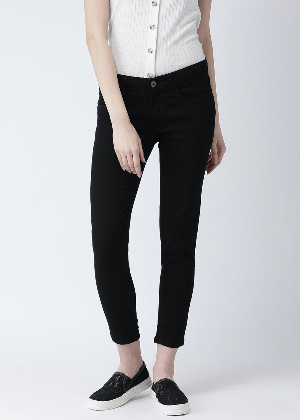 Get Solid Black Slim Fit Ankle Jeans at ₹ 1399 LBB Shop
