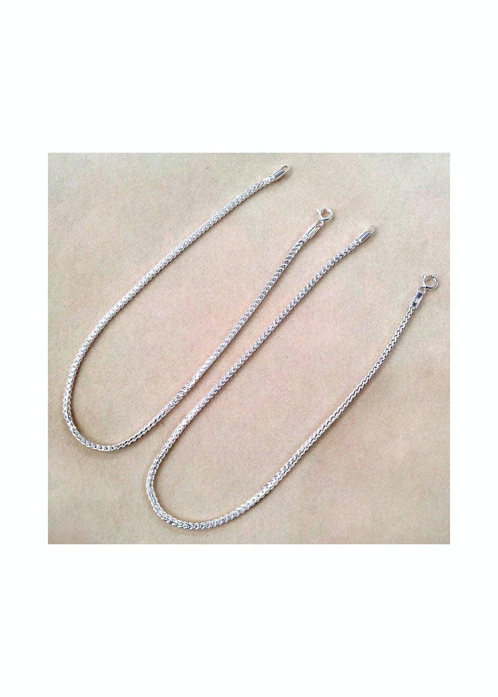 Grt silver leg chain deals