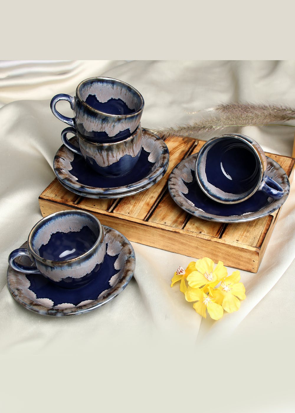 Handmade Large Gulchandani Tea Cup And Saucer (Set Of 4)