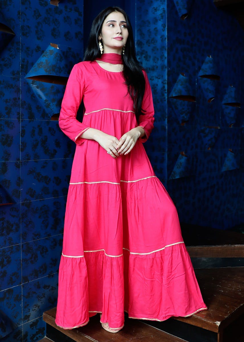 Get Gota Patti Stripe Hot Pink Suit Set at ₹ 3100 | LBB Shop