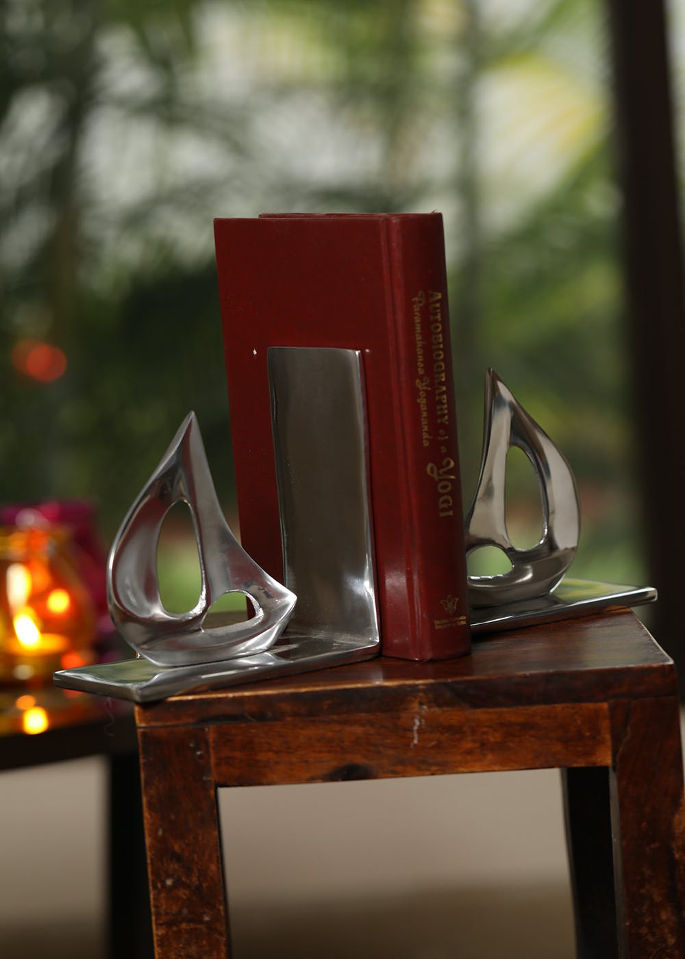 Get Silver Tone Boat Design Bookend at ₹ 1950 LBB Shop