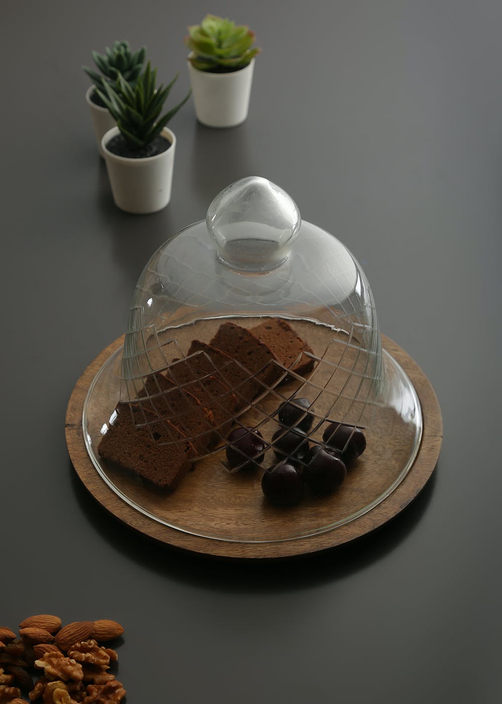 Get Clear Glass Cake Dome With Wooden Base At 1850 LBB Shop   Acck000004 1 