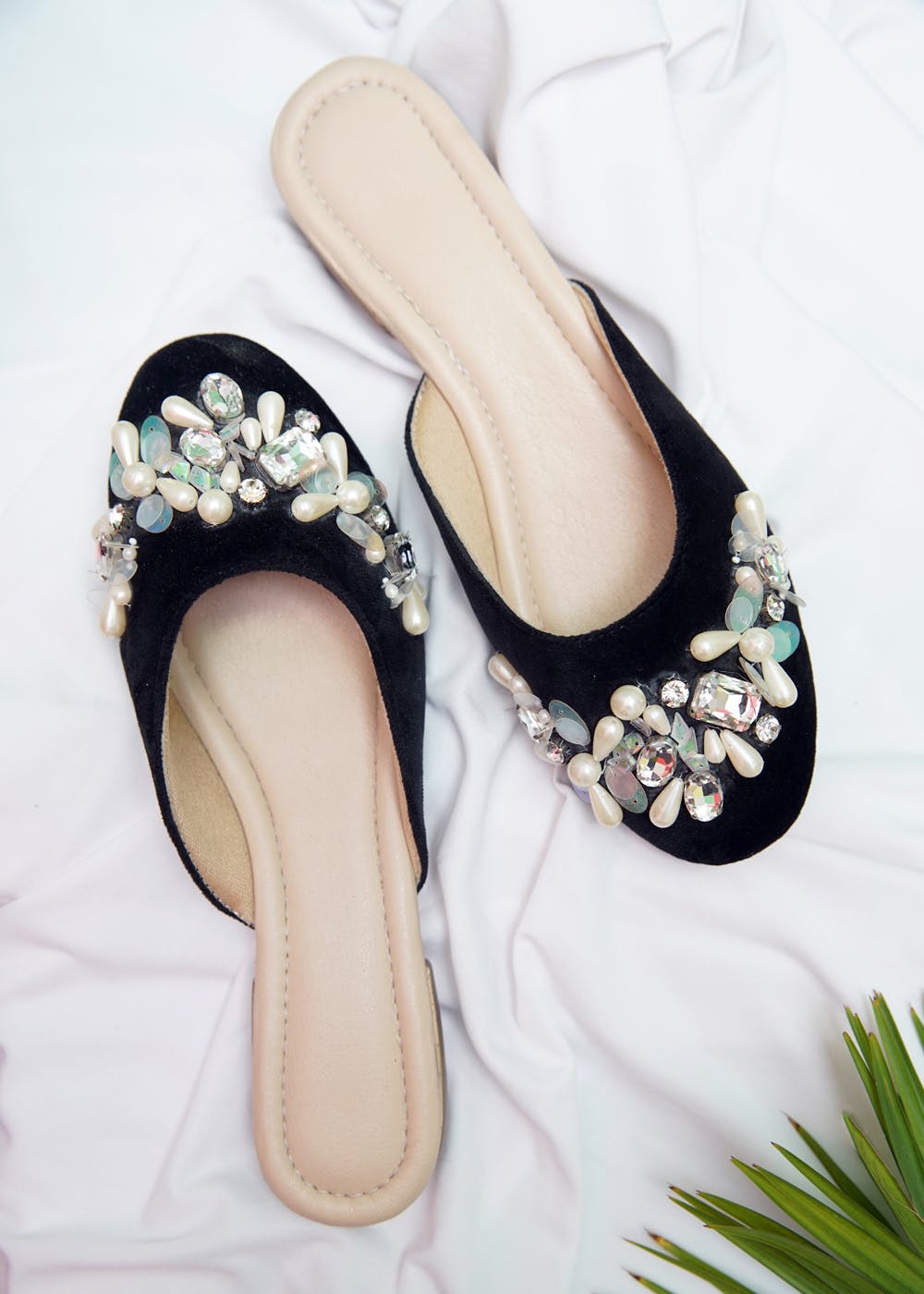 Get Chunky Multi Stone Embellished Black Mules at ₹ 1299 | LBB Shop