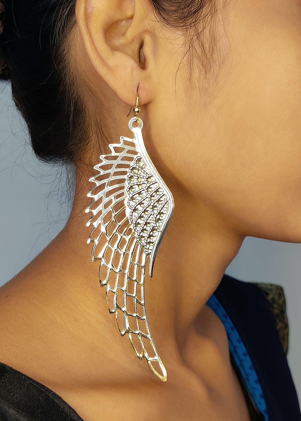 Angel Wings Cuff Earrings in Gold and Silver | Ear cuff jewelry, Ear  jewelry, Cuff jewelry