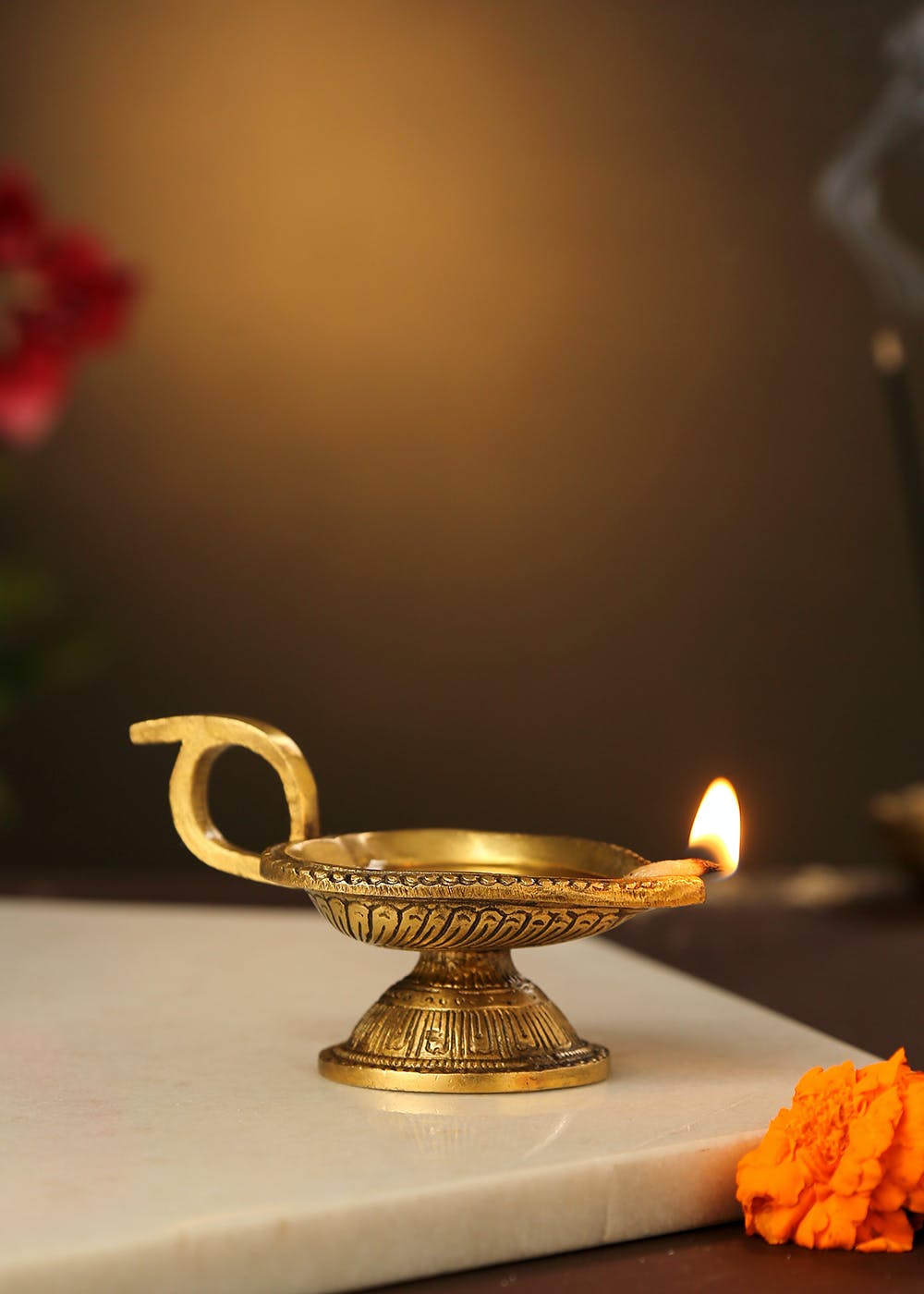 Get Brass Diya Paan Leaf Shape at ₹ 808 | LBB Shop