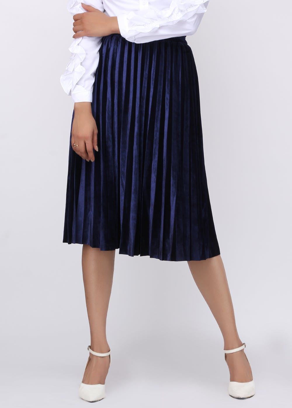 Get Velvet Pleated Navy Long Skirt at ₹ 1999 | LBB Shop