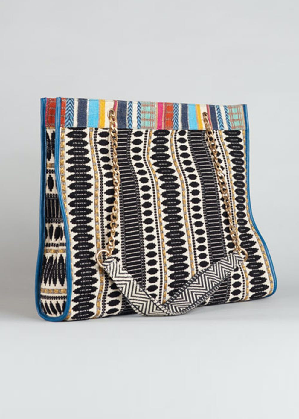 Get Textured Fabric Broad Handles Tote Bag at ₹ 5250 | LBB Shop