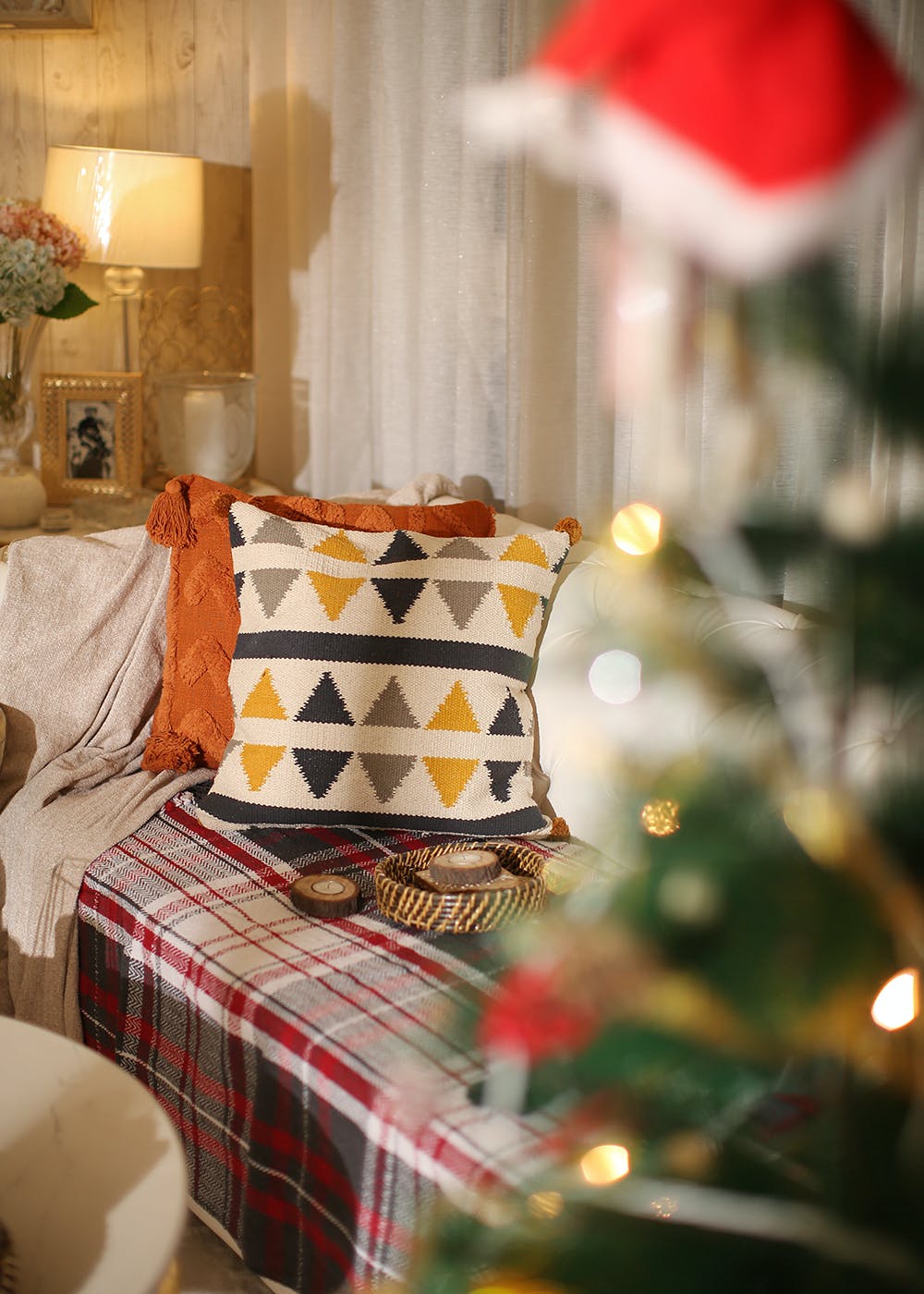 Decoration,Orange,Chair,Pillow,Tartan,Tablecloth,Comfort,Living room,Lamp,Rectangle