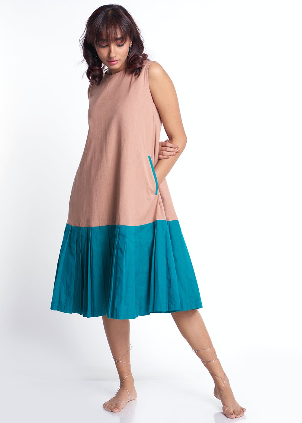 VALLAN り SleevelessDrapePleatsDress ワンピース