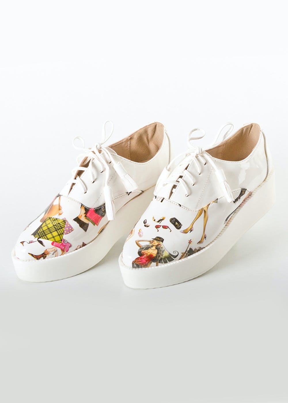 Quirky Graphic Detail White Platform Lace Up Shoes