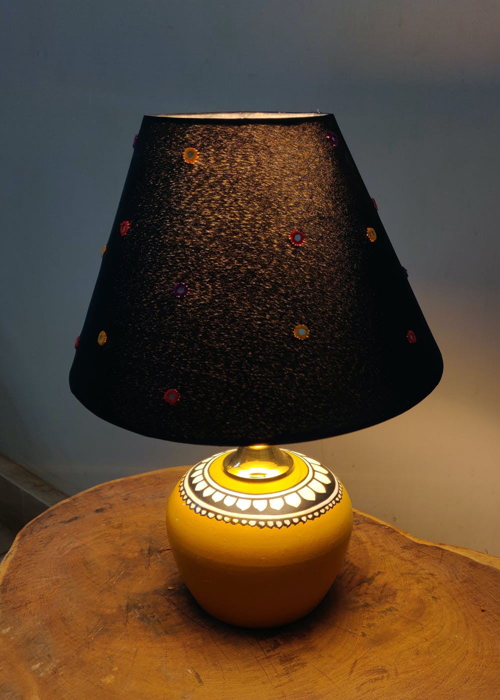 Mini Yellow Border Terracotta Lamp
