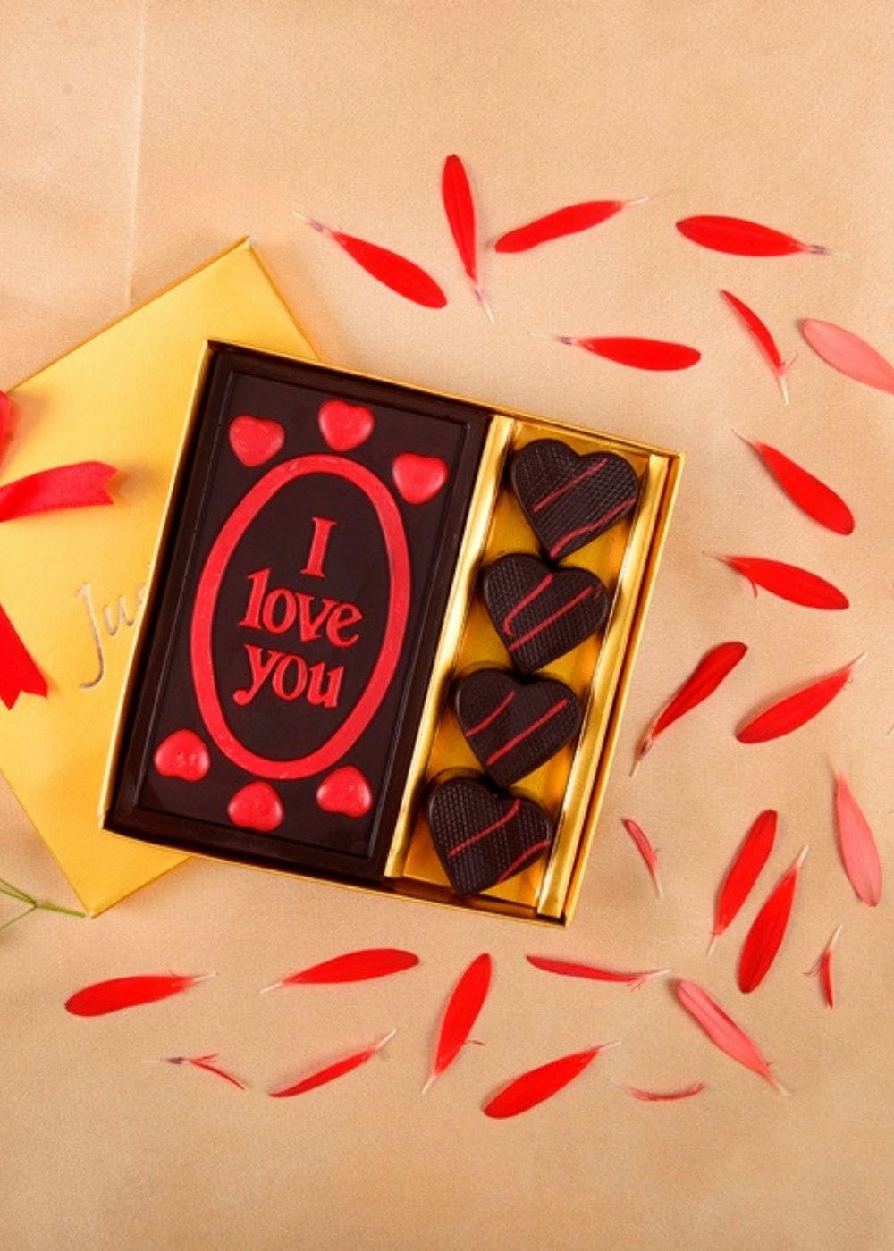 Get Romantic I love you Valentine Chocolate - 105 gm at ₹ 570 ...
