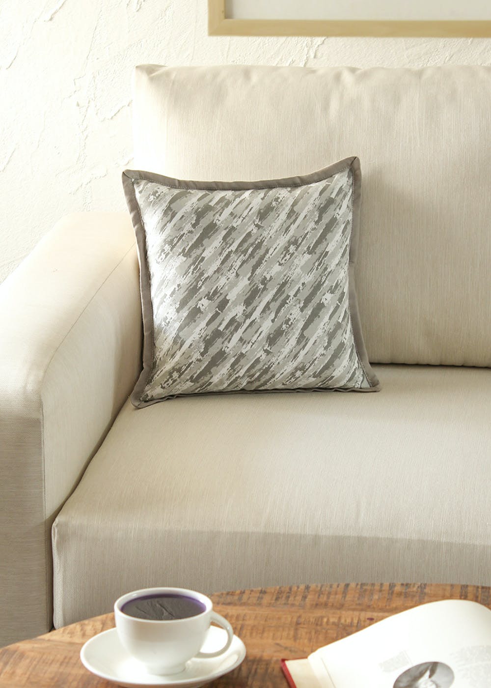 Get Tulika Cushion Cover Set Of 3 At 1079 Lbb Shop Get Tulika Cushion Cover Set Of 3 At 1079 Lbb Shop