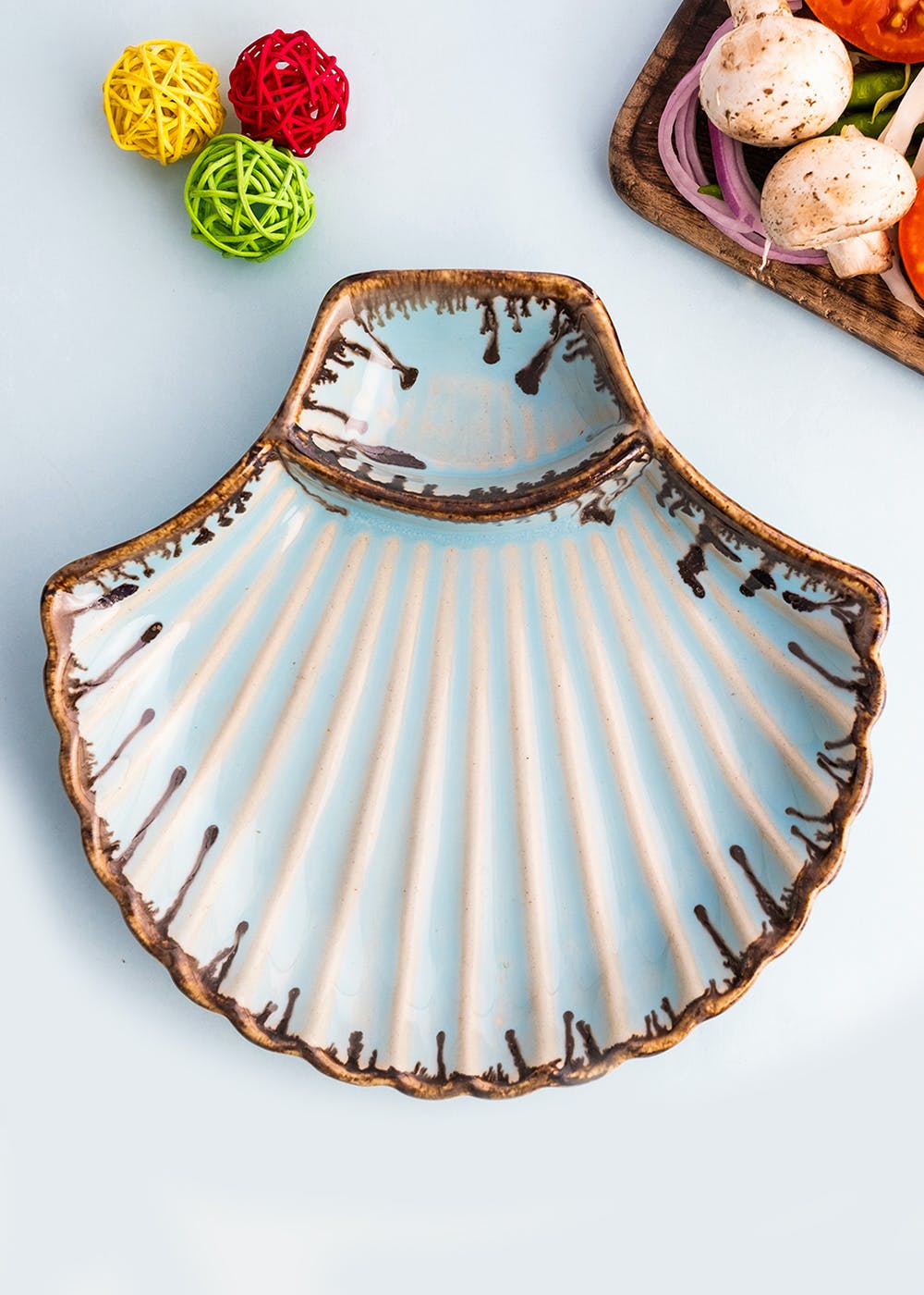 Get Sea Green Shell Platter with Brown Boundary at ₹ 949 LBB Shop