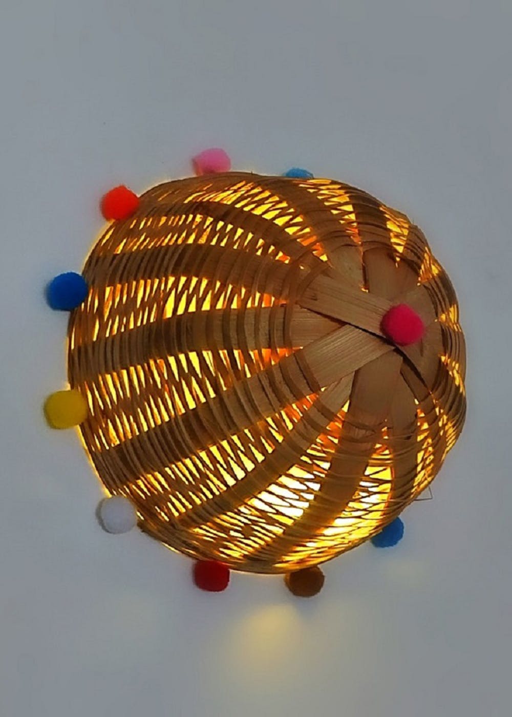 Basket Pom Pom Wall Lamp