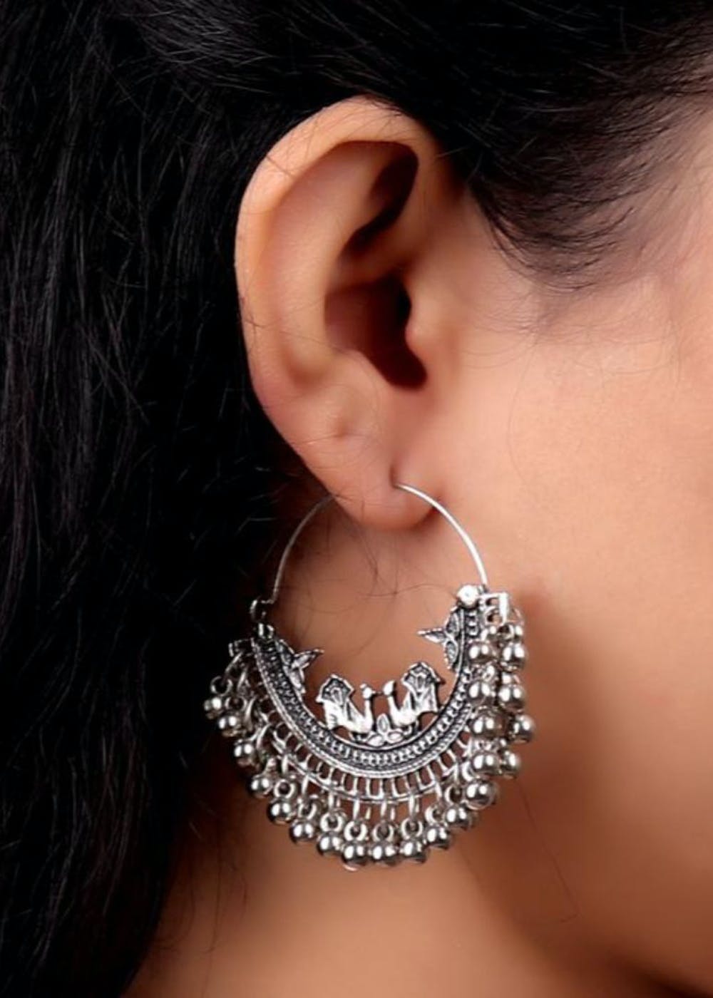 Karatcart Aaeesha Kundan Hoops Earrings For Women 