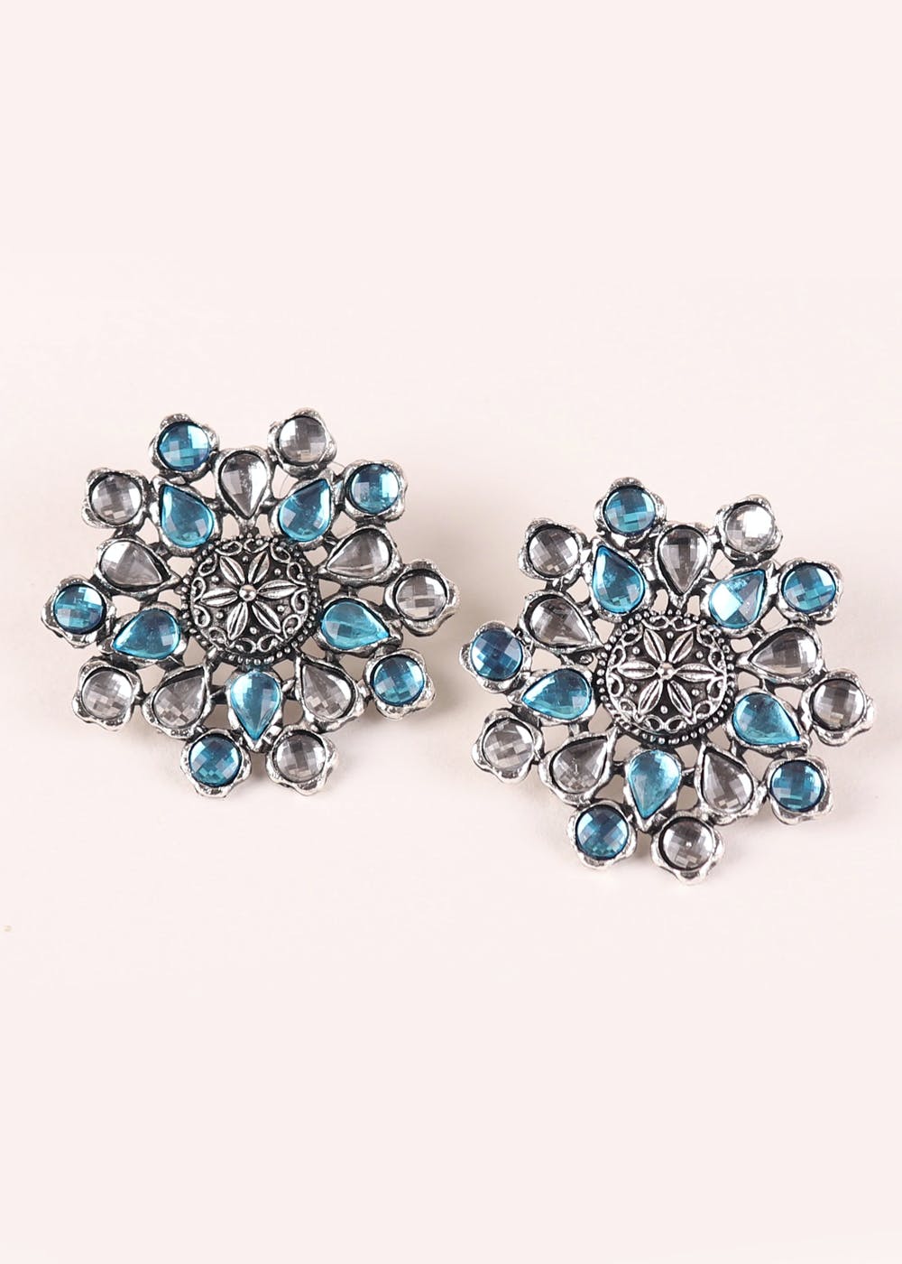 Jewellery,Body jewelry,Fashion accessory,Aqua,Turquoise,Gemstone,Earrings,Ear,Jewelry making