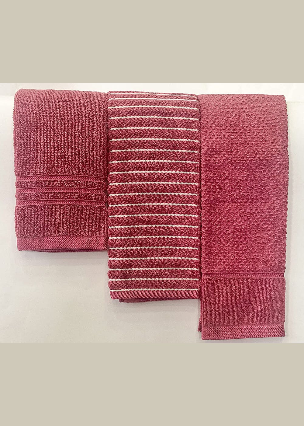 Get Purple Cotton Kitchen Hand Wash Towel Set Of 3 at ₹ 499 LBB Shop