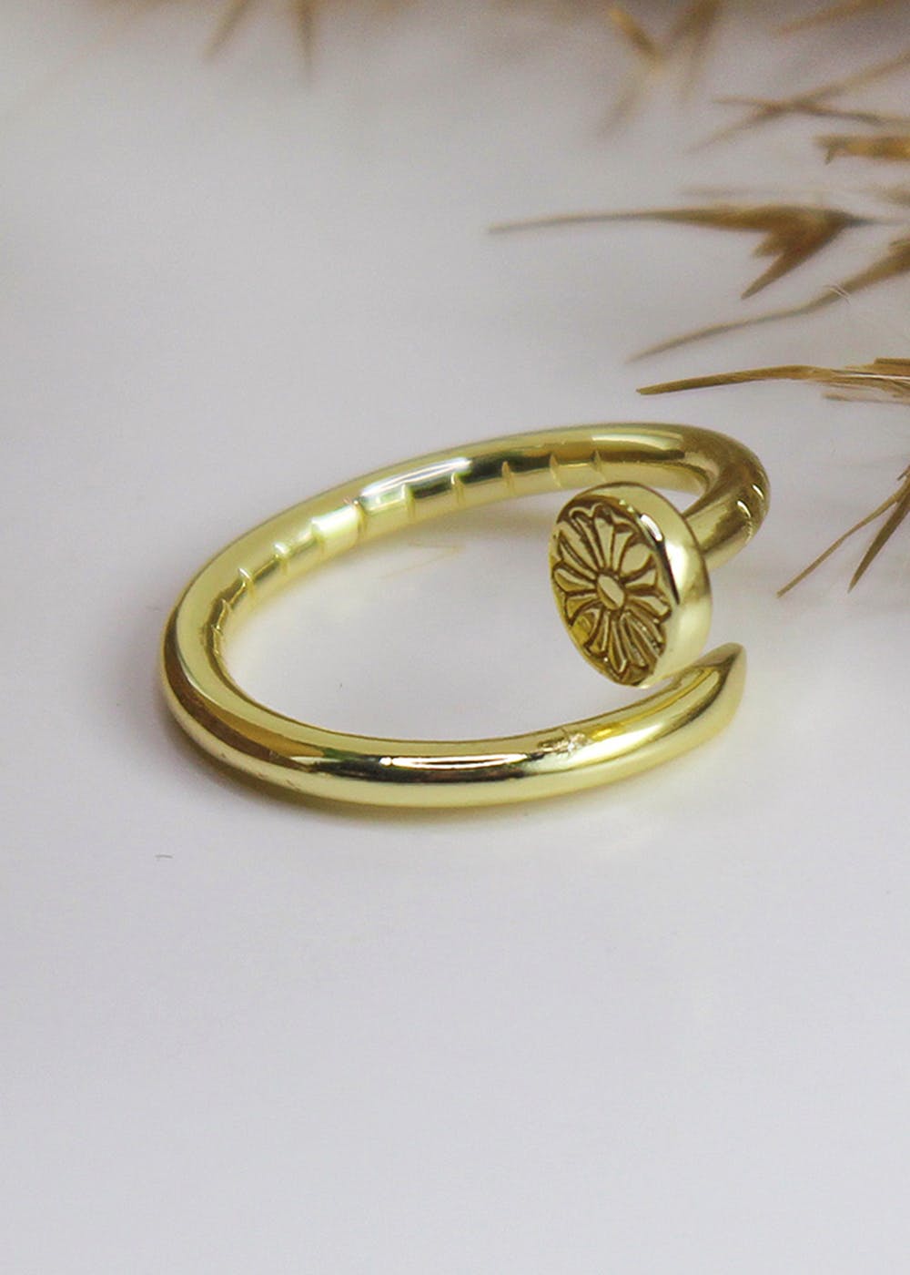 Vintage-Thread Gold Ring