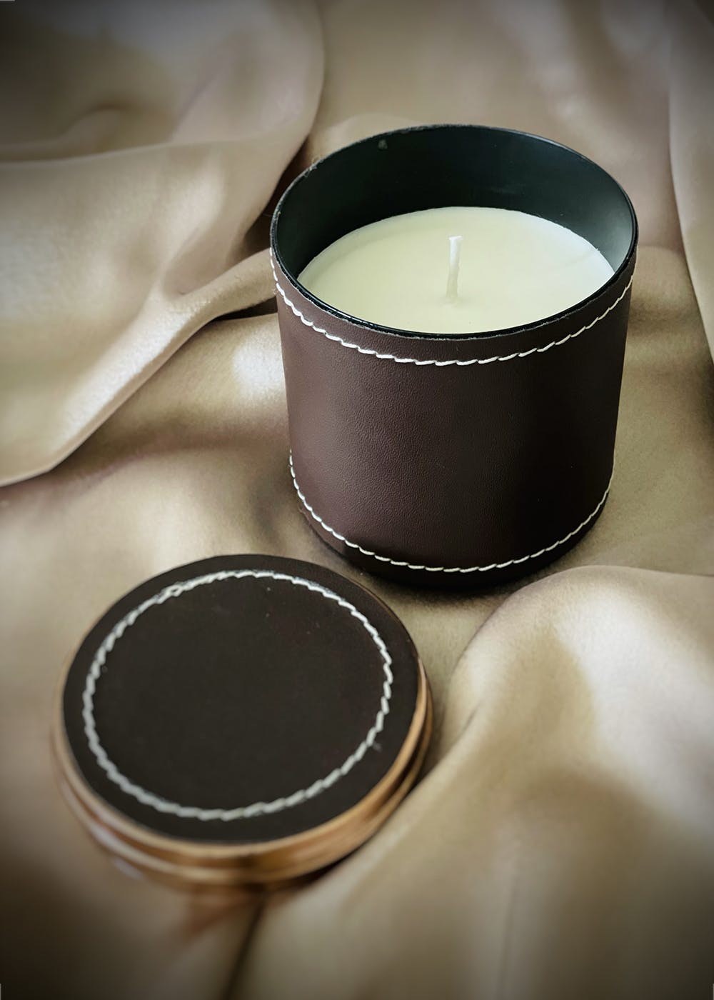Scented Soy Candle - Dark Amber - 200gm
