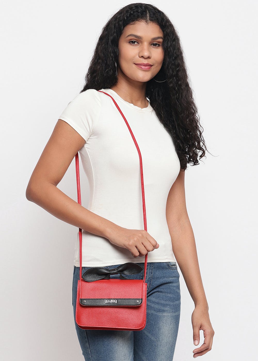 Get Red Stylish Top Bow Sling Bag at ₹ 1379 LBB Shop