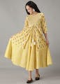 Face,One-piece garment,Shoulder,Dress,Human body,Neck,Sleeve,Waist,Day dress,Smile