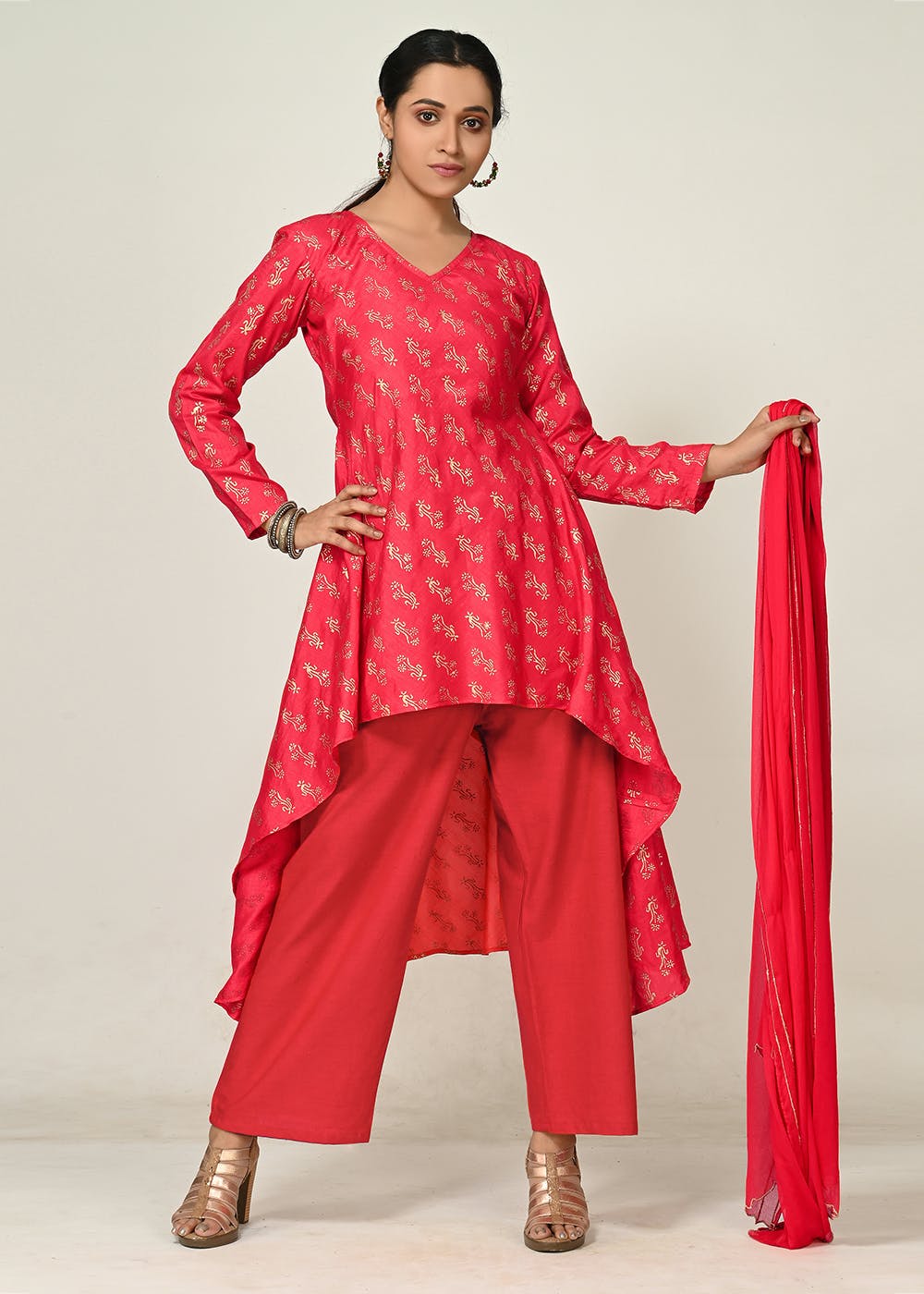 Get Orange Red Printed Dola Silk Kurta & Straight Pant Suit at ₹ 1885 ...