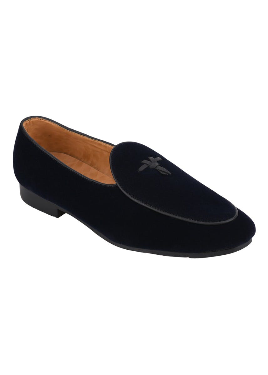 branded loafers under 1000