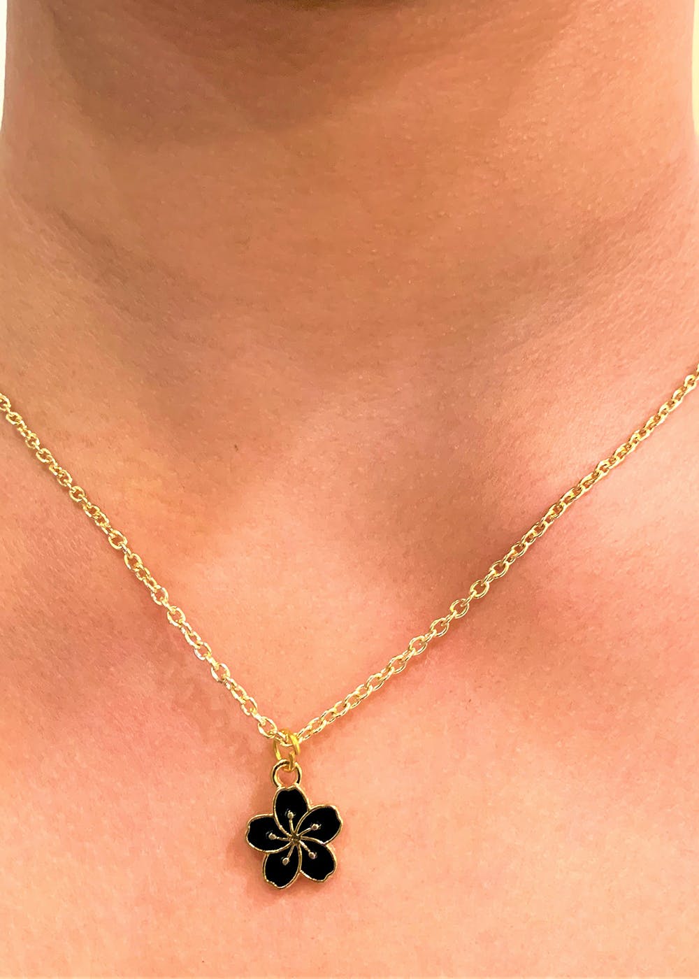 black and gold flower necklace