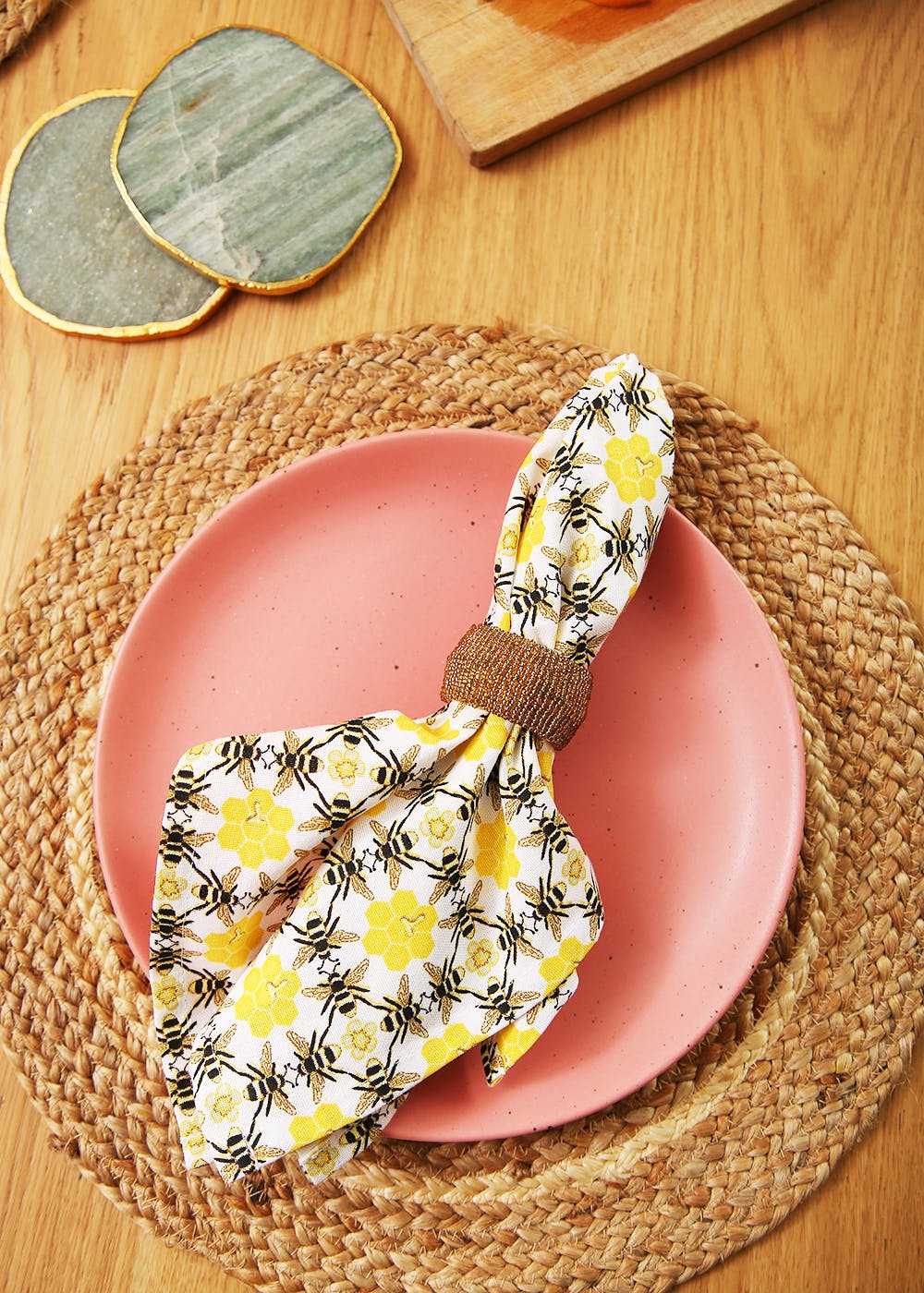 Get Bee Design Placemats Set Of 2 And Table Napkin Set Of 2 (Total 4