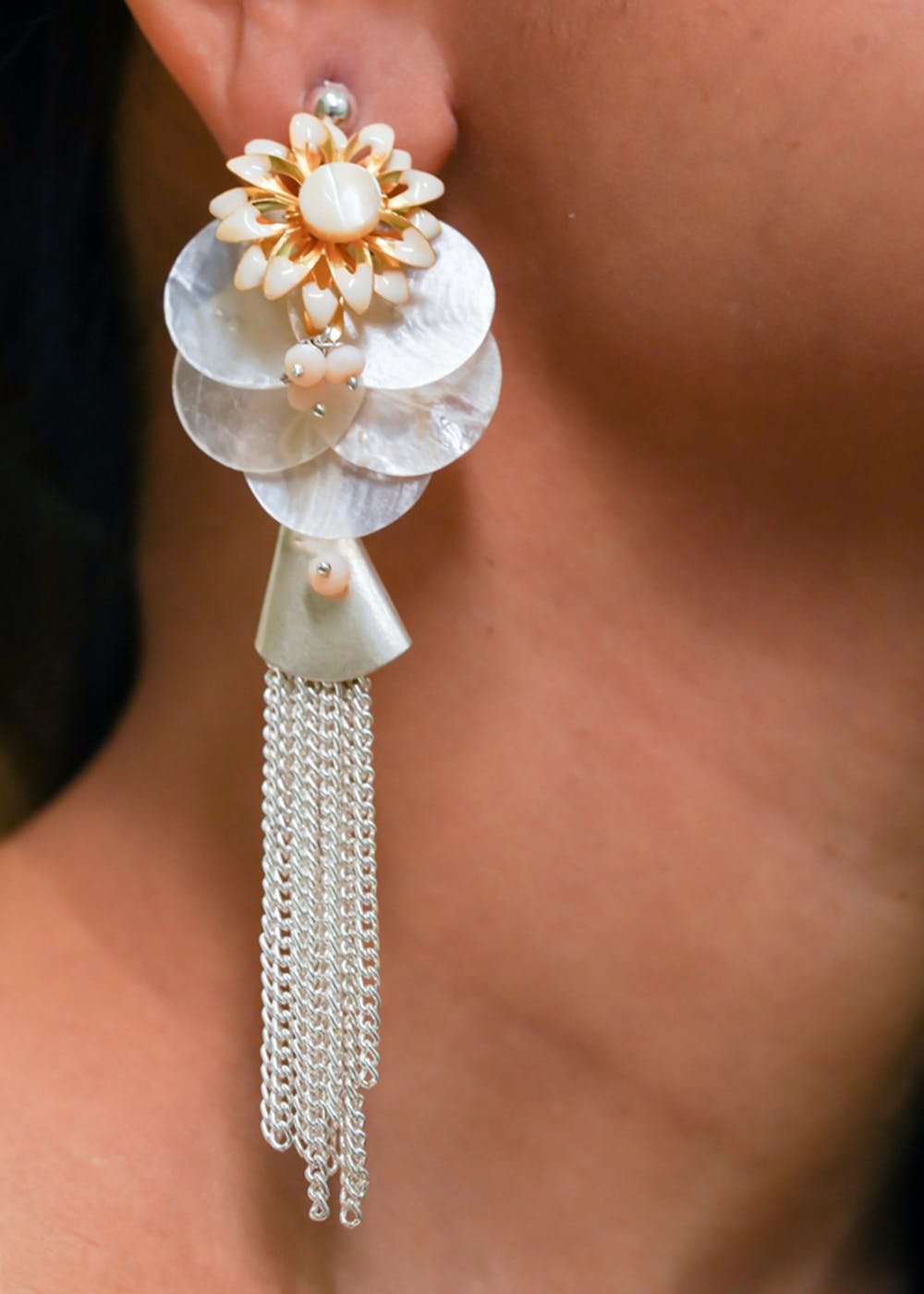 Get Enamel Flower White and Silver Tassel Earrings at ₹ 599 | LBB Shop