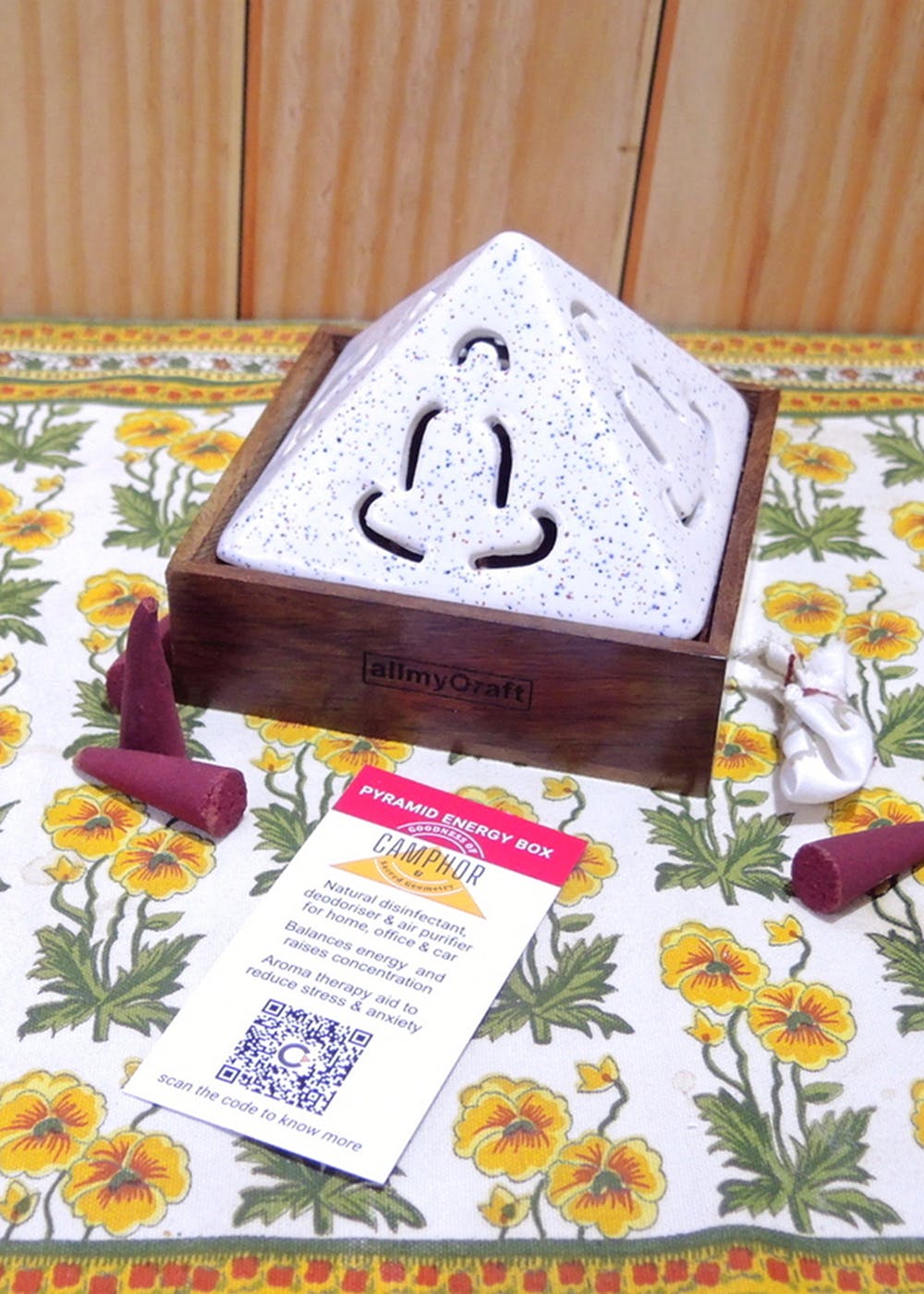 Healing Décor Pyramid (T-light cum Incense Holder)