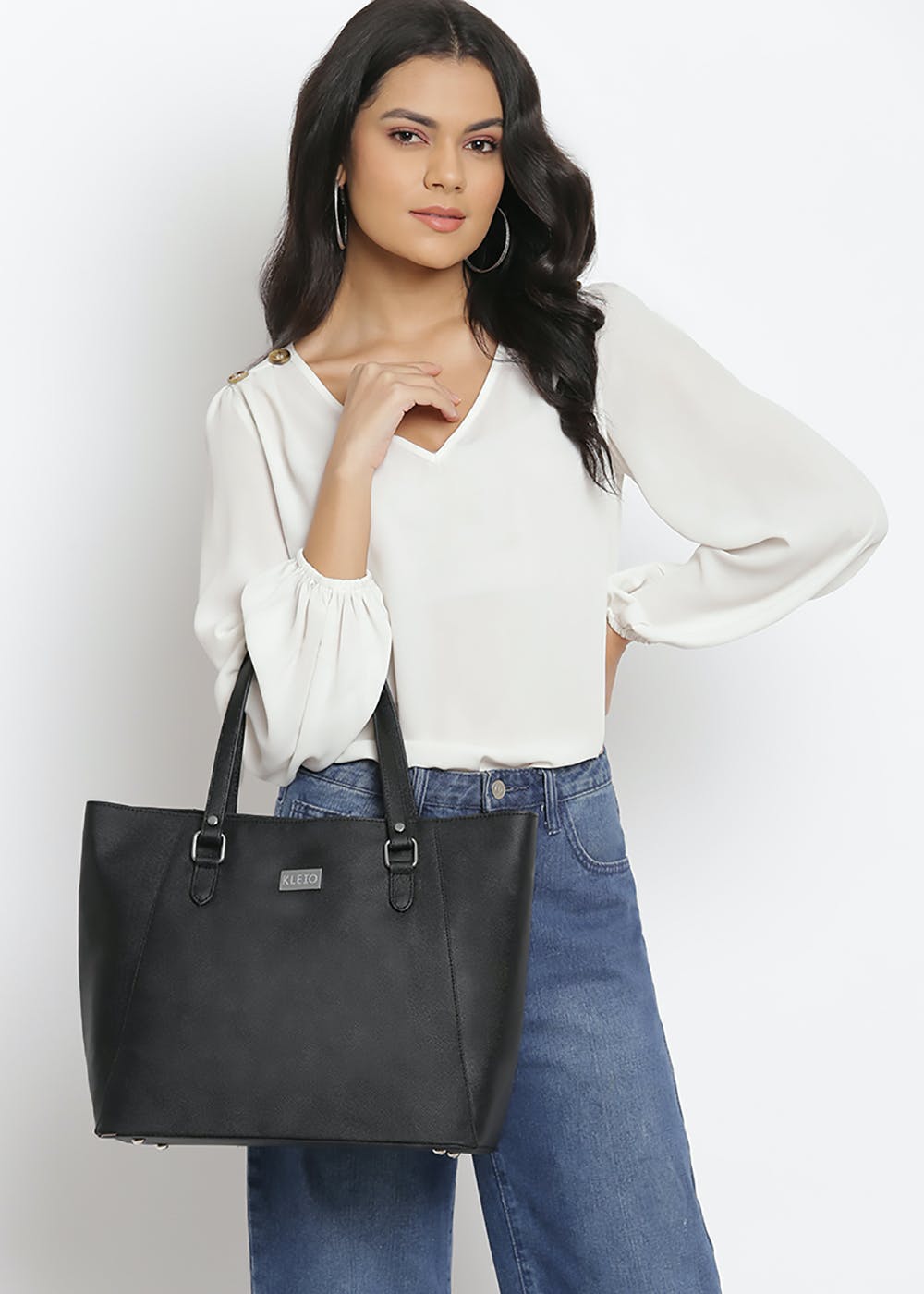 Get Solid Color Multi Compartment Laptop Purse Tote Handbag at ₹ 2029