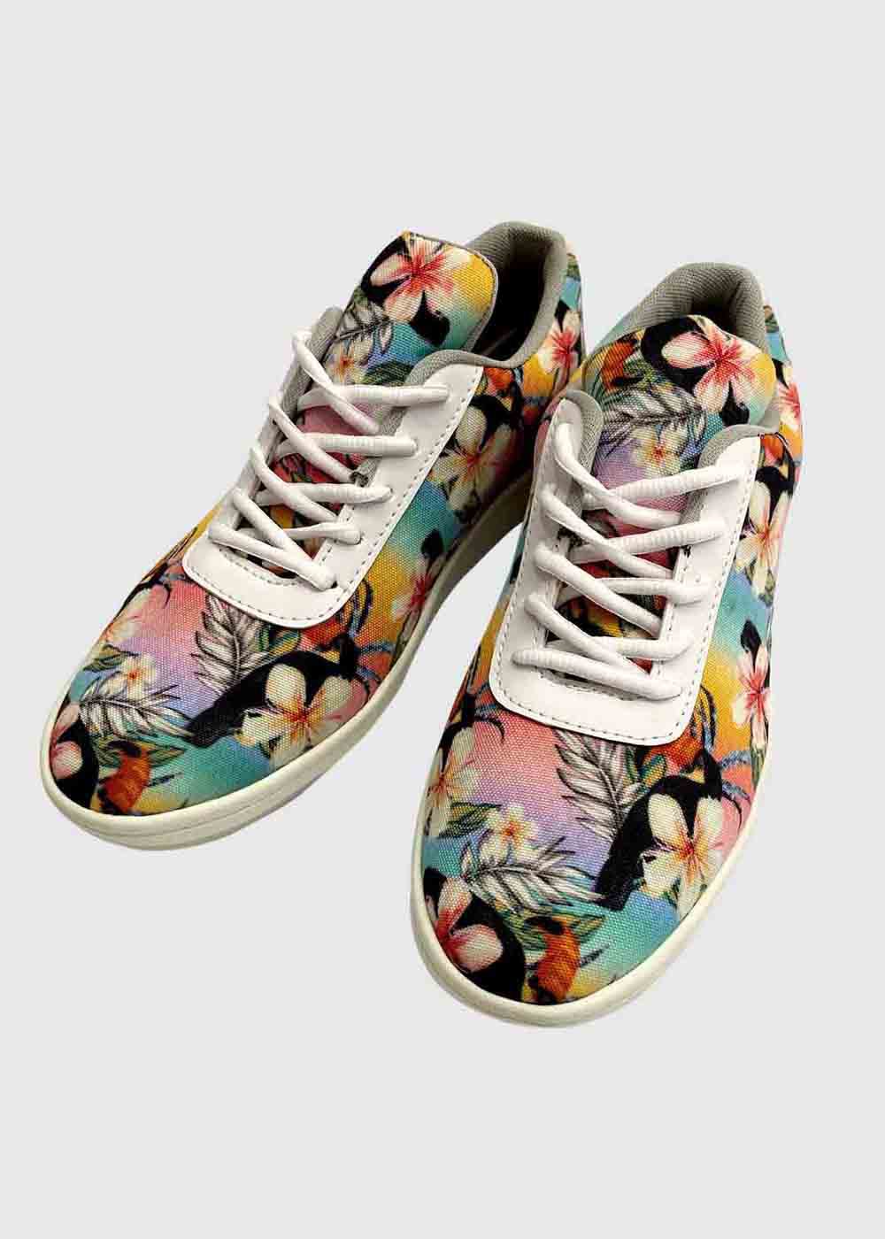 printed casual shoes