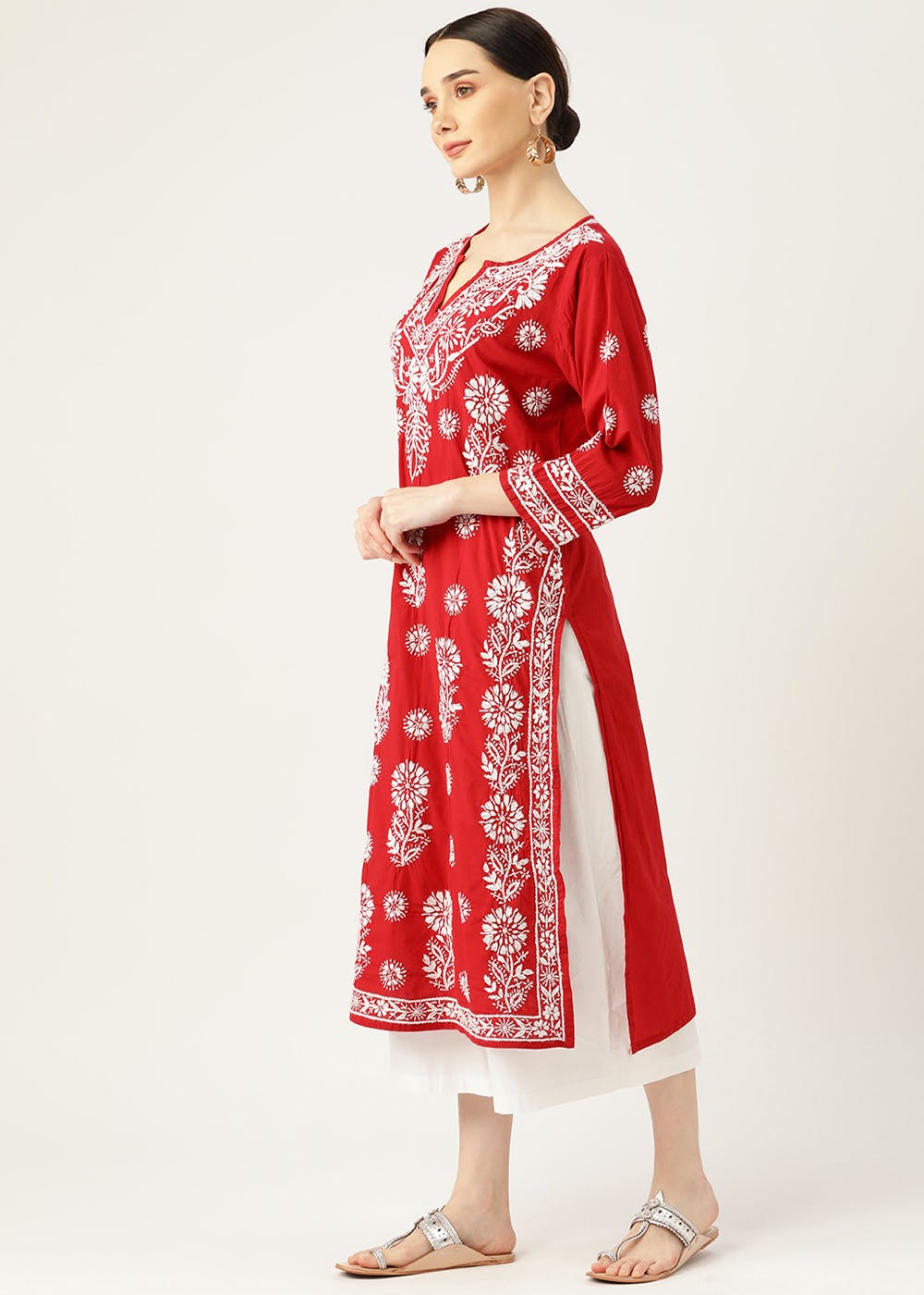 Get Red & White Hand Embroidered Chikankari Kurta at ₹ 2699